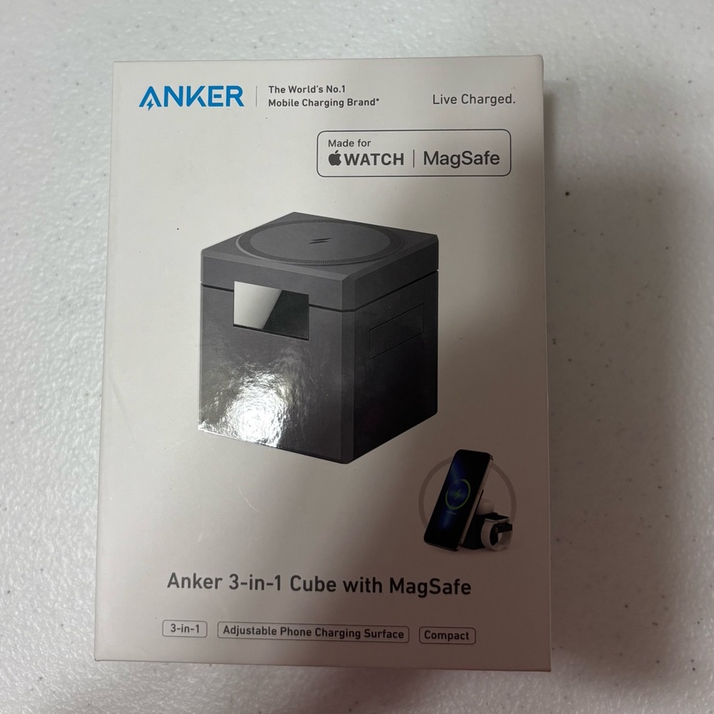 Anker Black Charging Cube with MagSafe